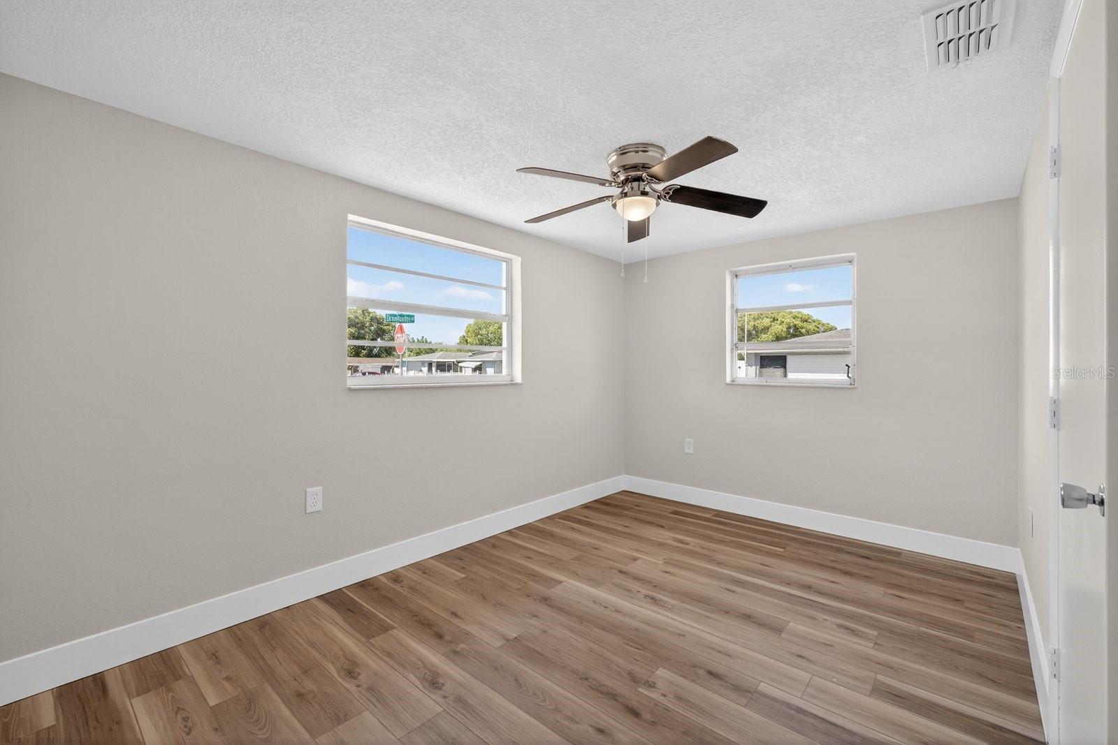 REGENCY PARK - Residential