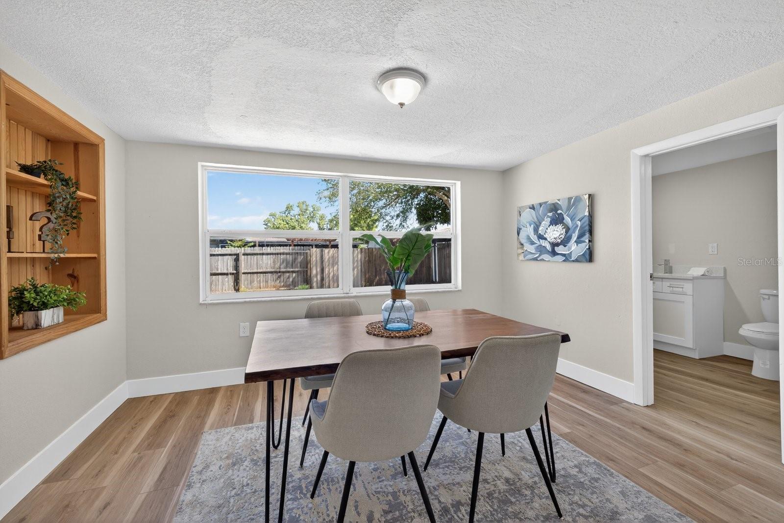 REGENCY PARK - Residential