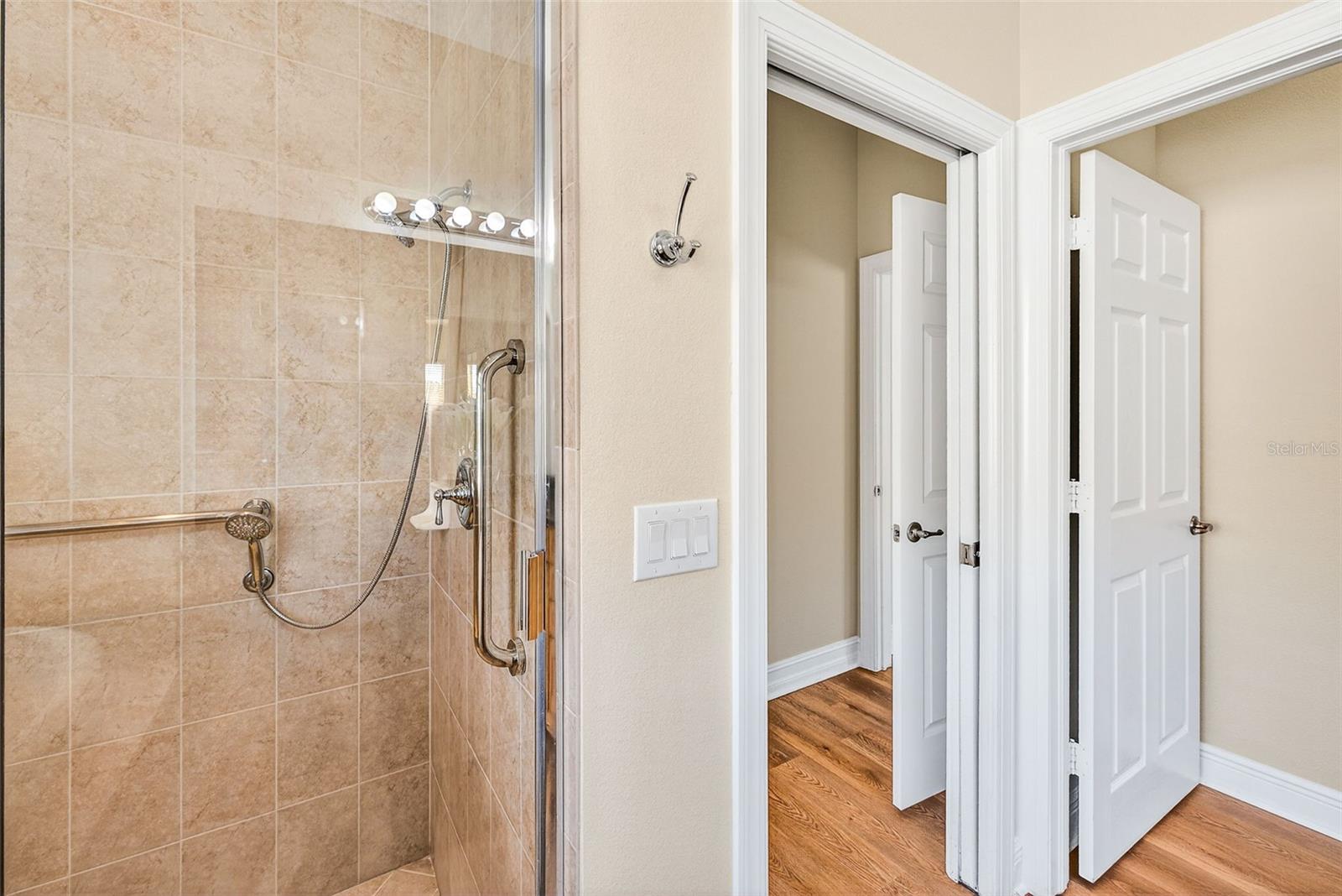 VALENCIA LAKES PH 2 - Residential