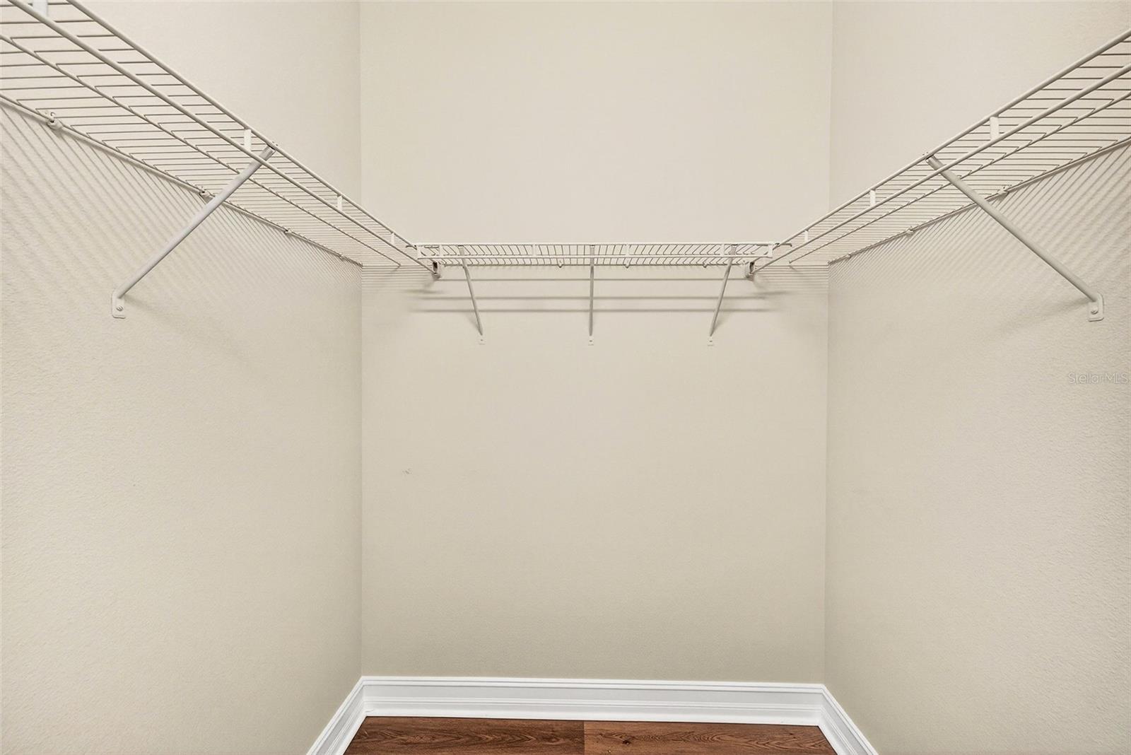 VALENCIA LAKES PH 2 - Residential