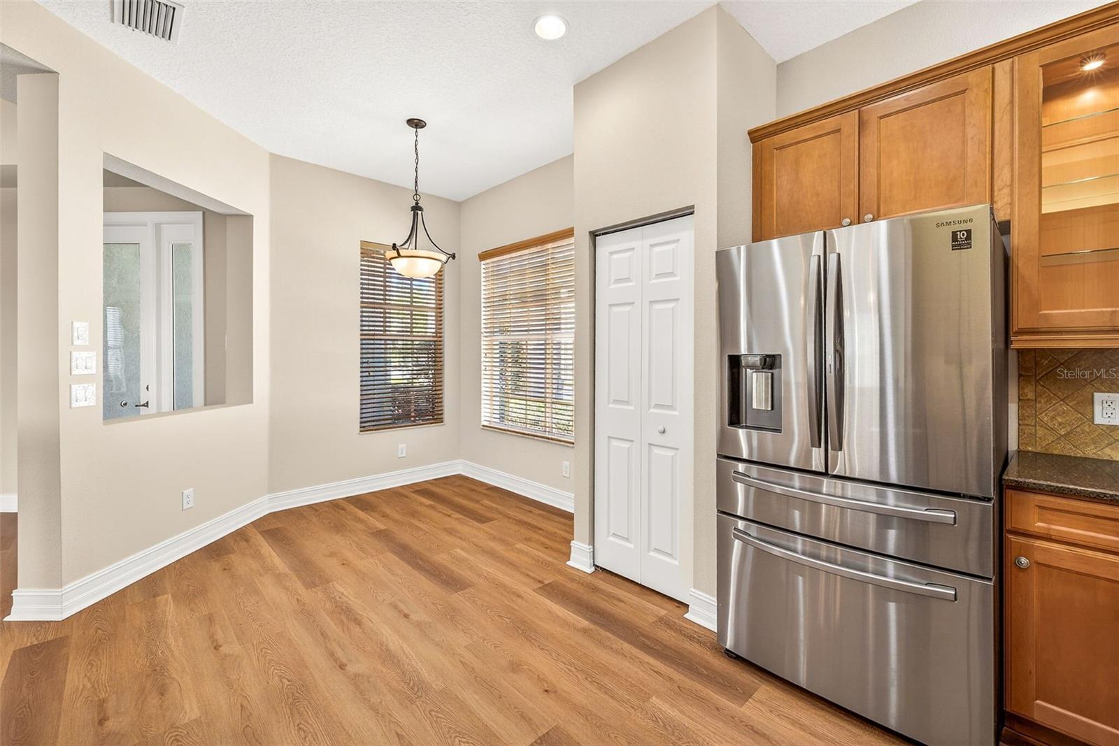 VALENCIA LAKES PH 2 - Residential