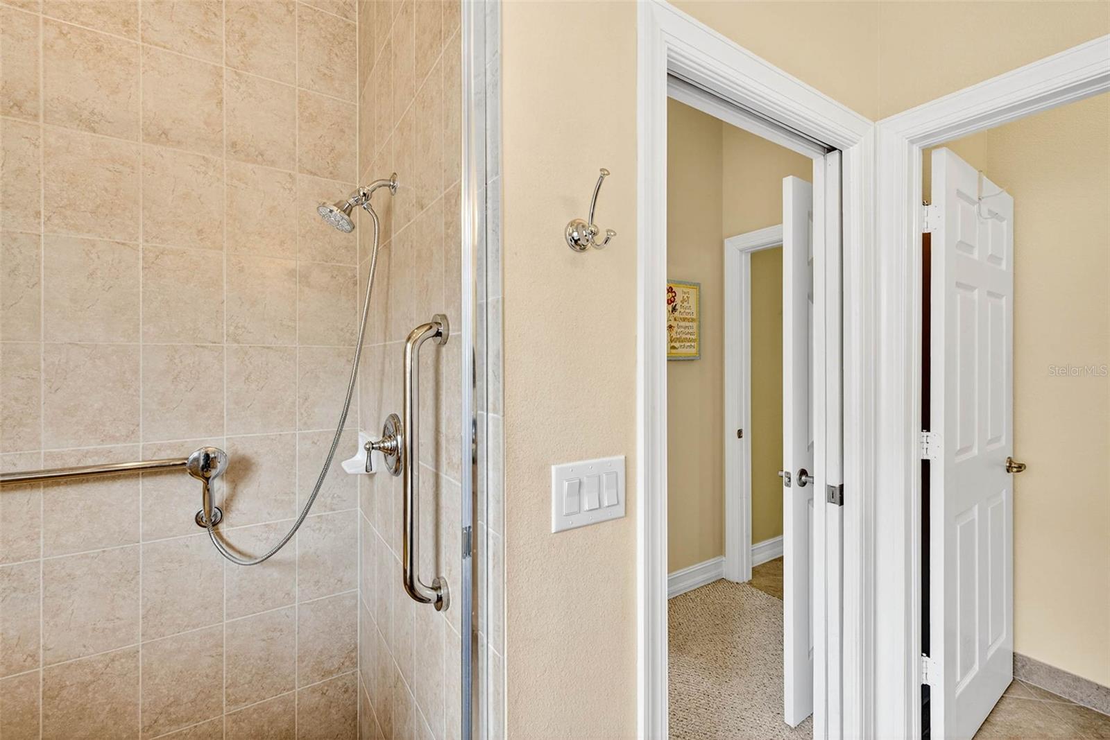 VALENCIA LAKES PH 2 - Residential