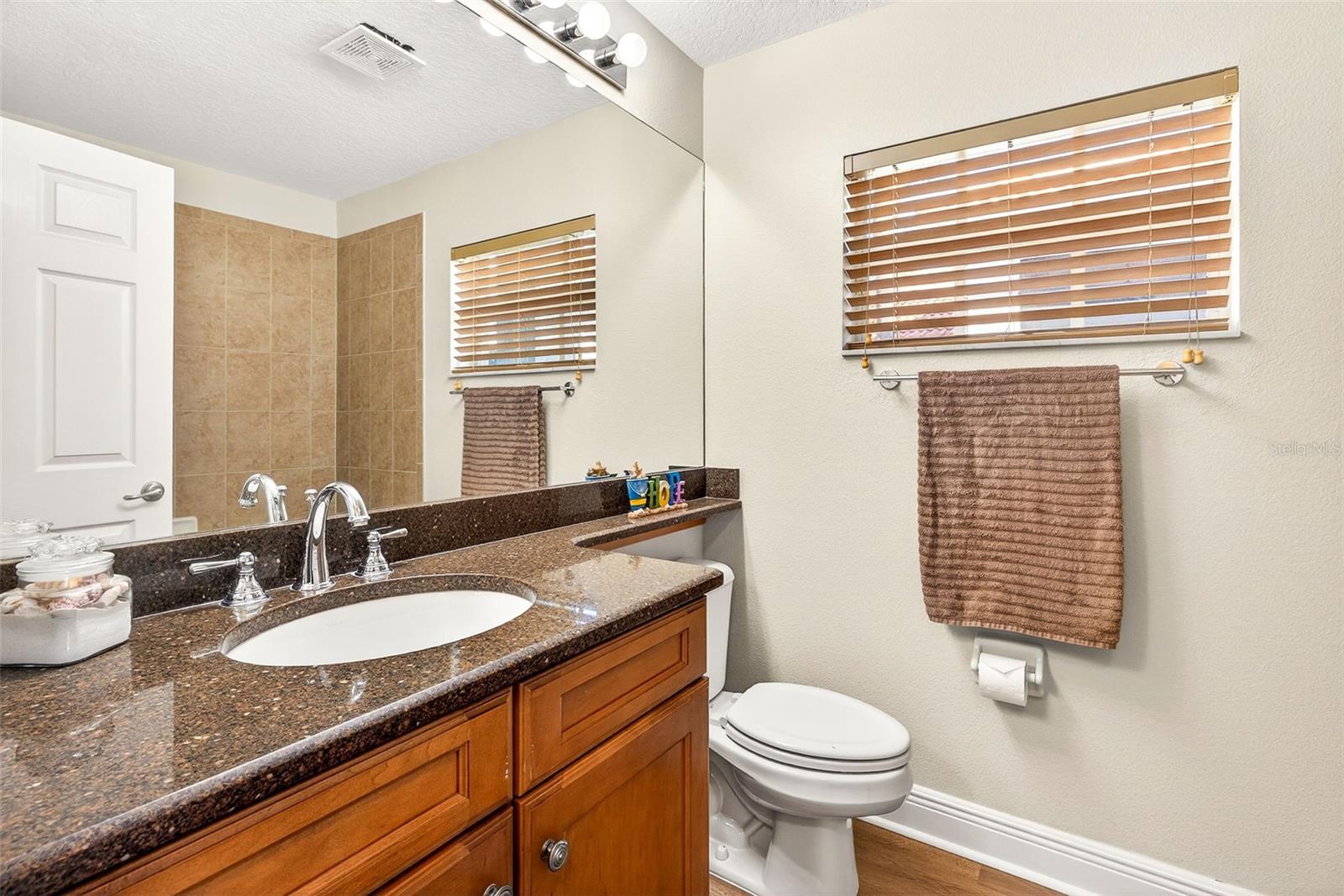 VALENCIA LAKES PH 2 - Residential