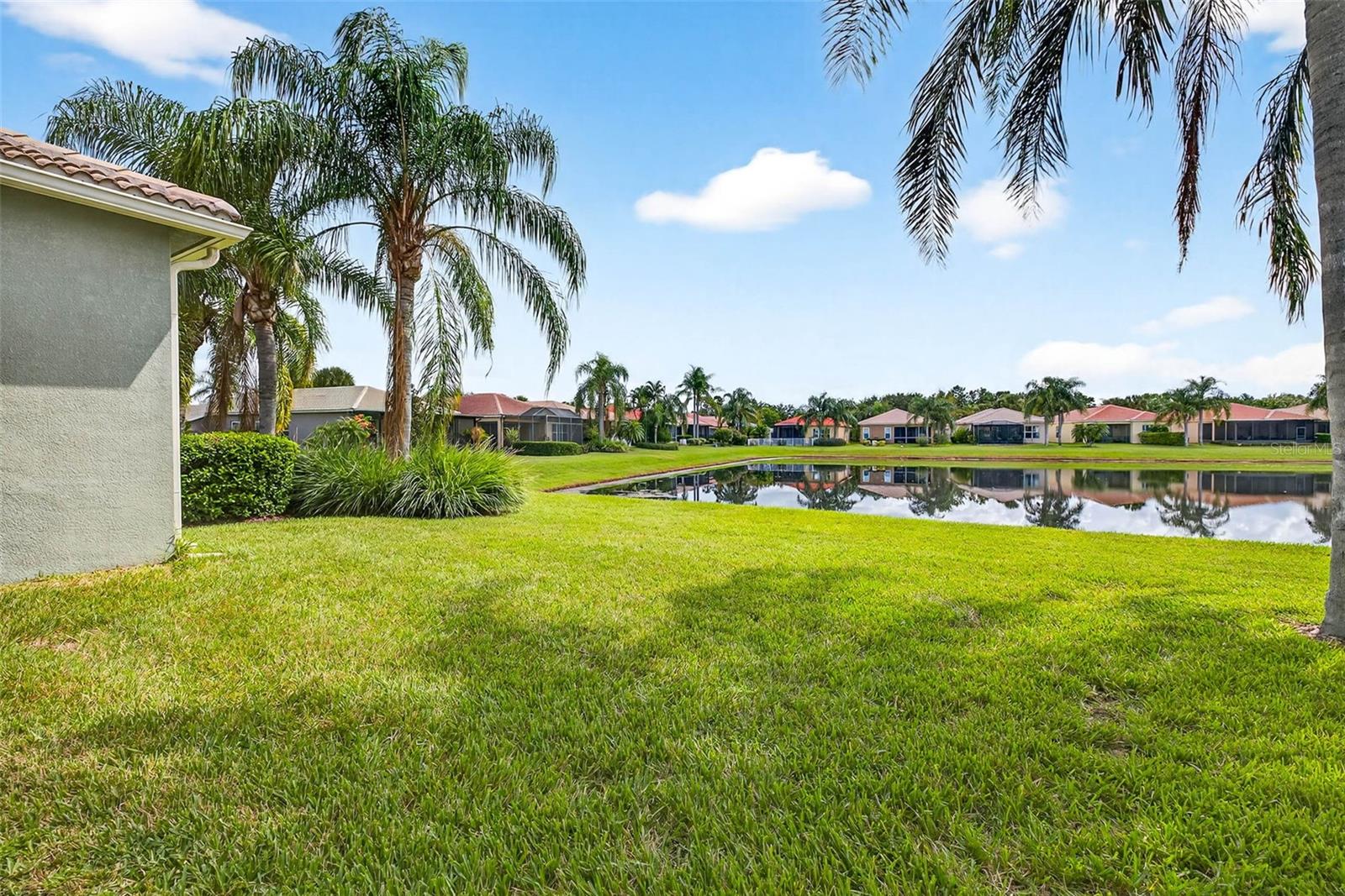 VALENCIA LAKES PH 2 - Residential