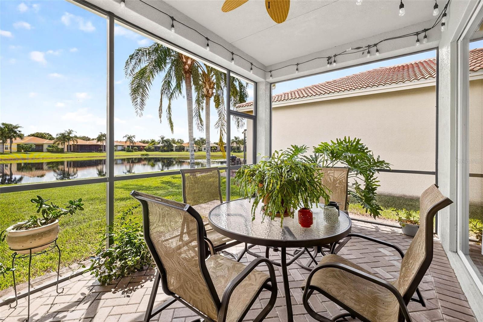 VALENCIA LAKES PH 2 - Residential