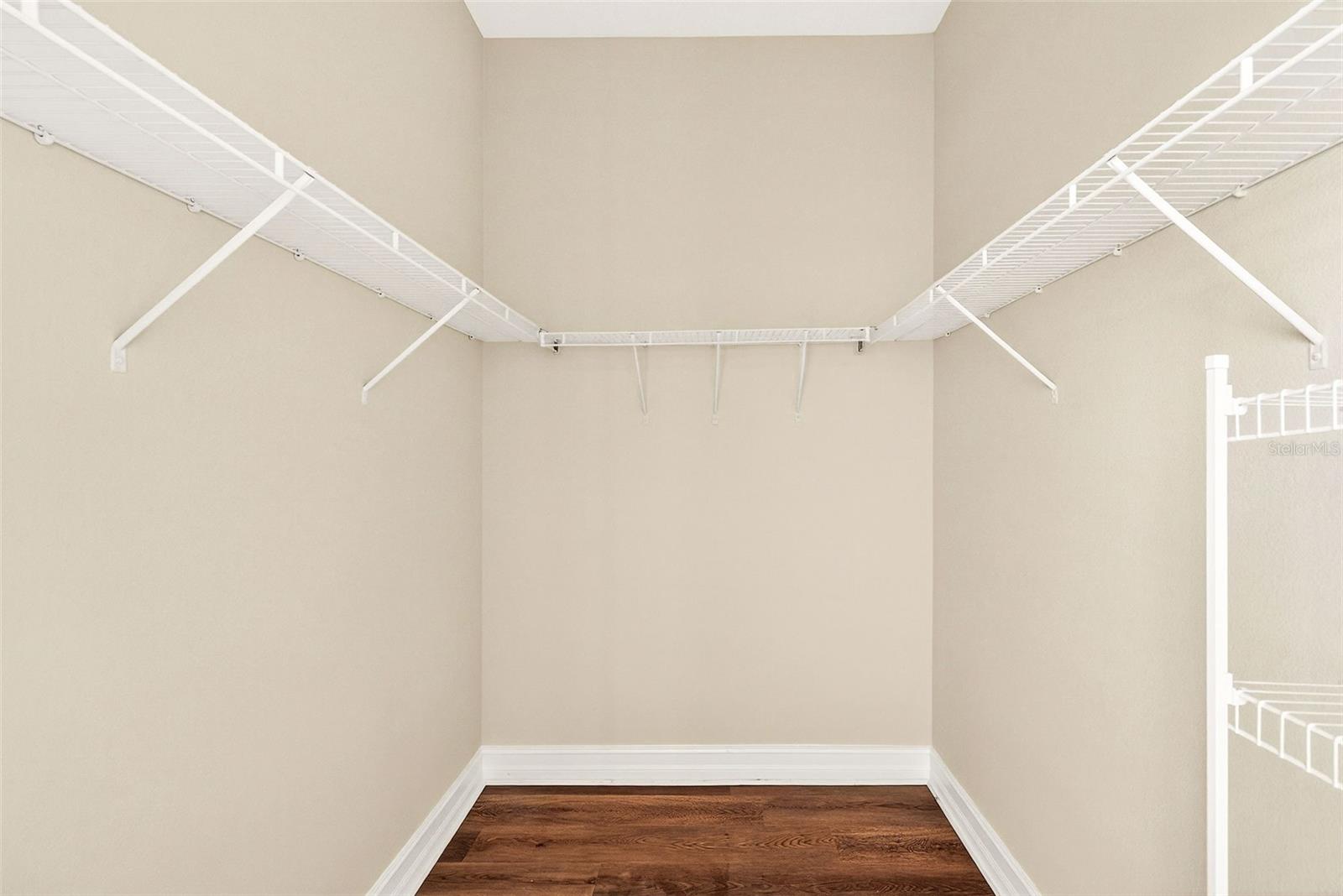 VALENCIA LAKES PH 2 - Residential