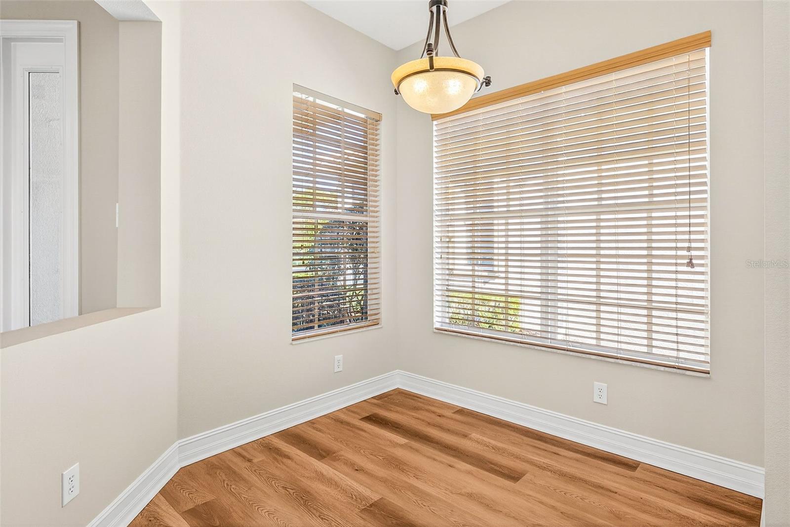 VALENCIA LAKES PH 2 - Residential