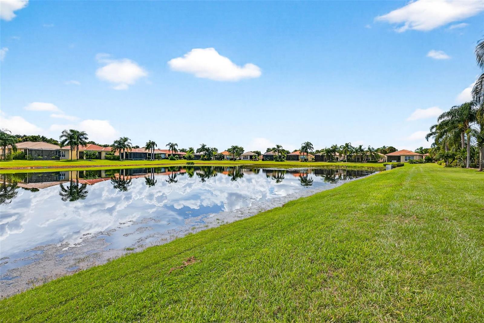 VALENCIA LAKES PH 2 - Residential