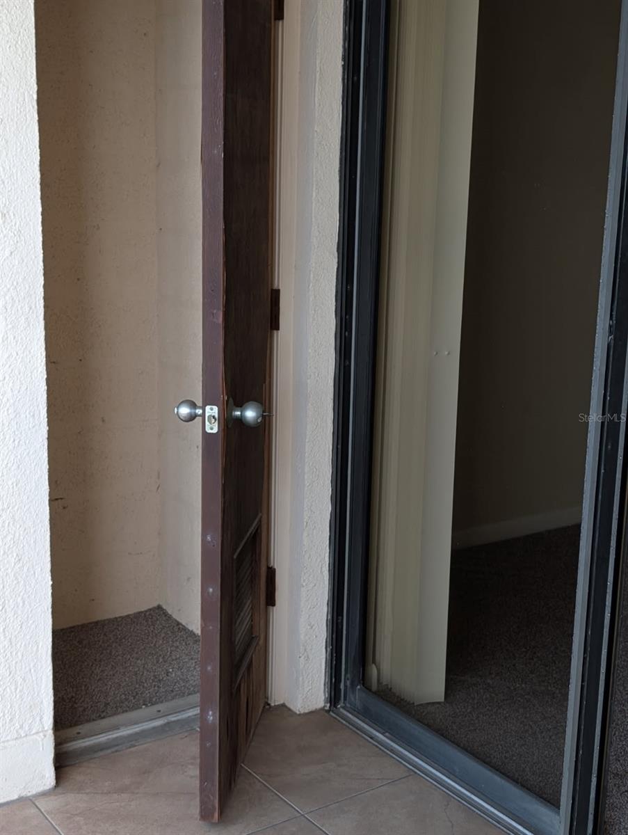 PROMENADES WEST - Residential