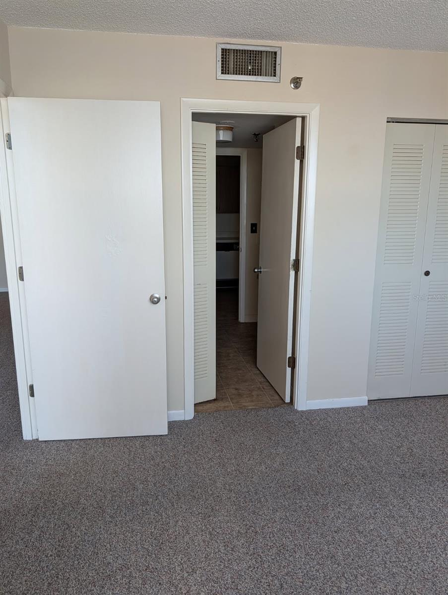 PROMENADES WEST - Residential