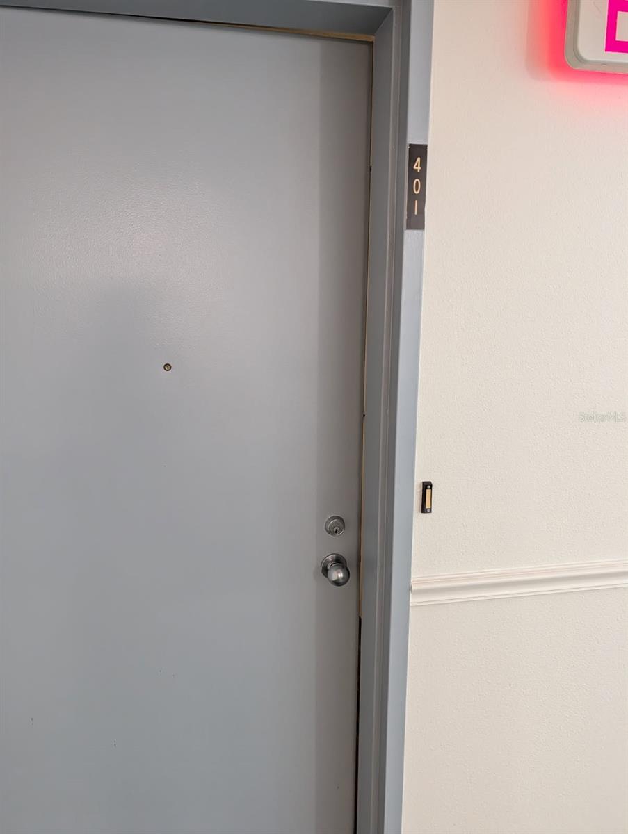 PROMENADES WEST - Residential