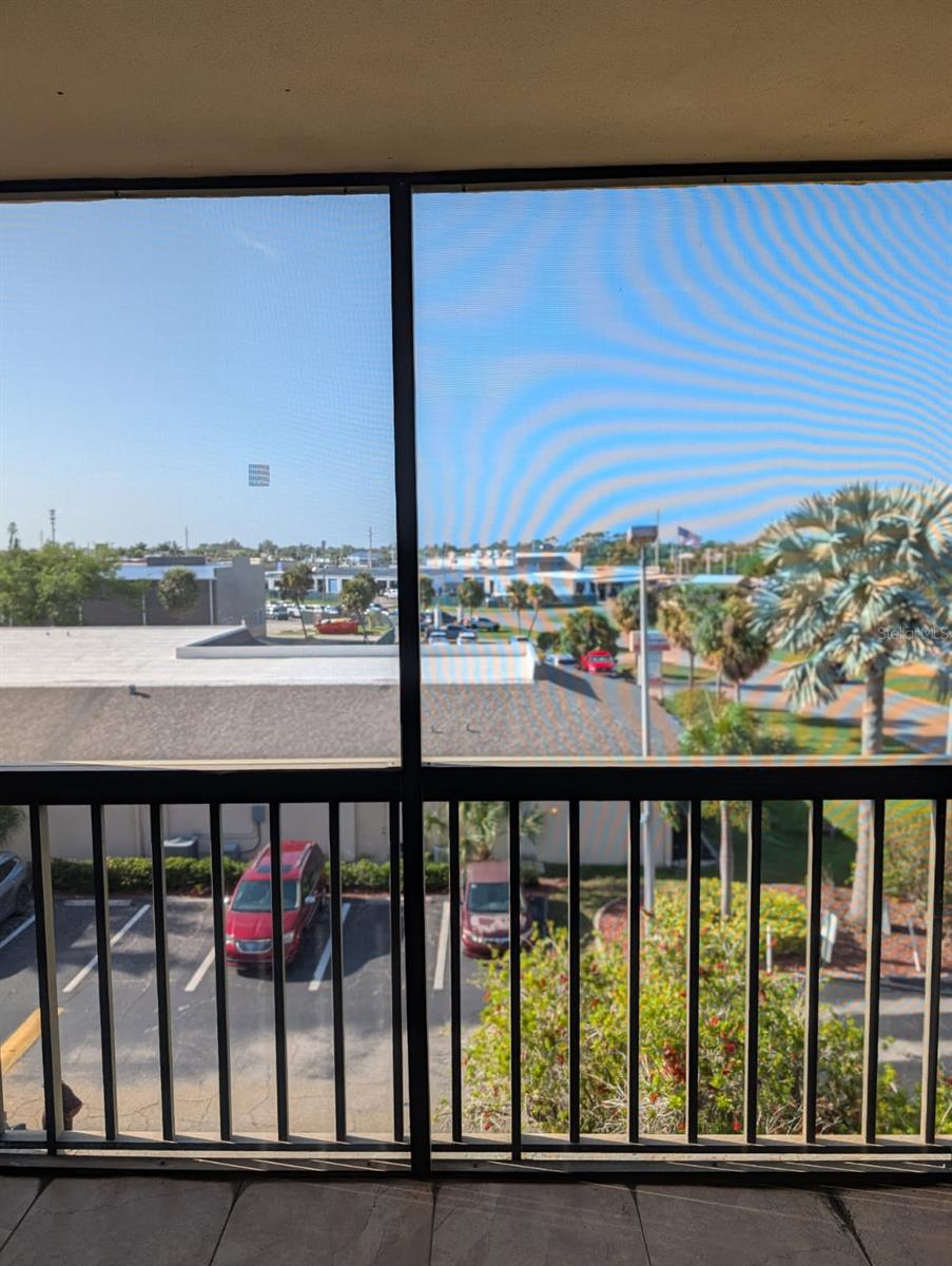 PROMENADES WEST - Residential