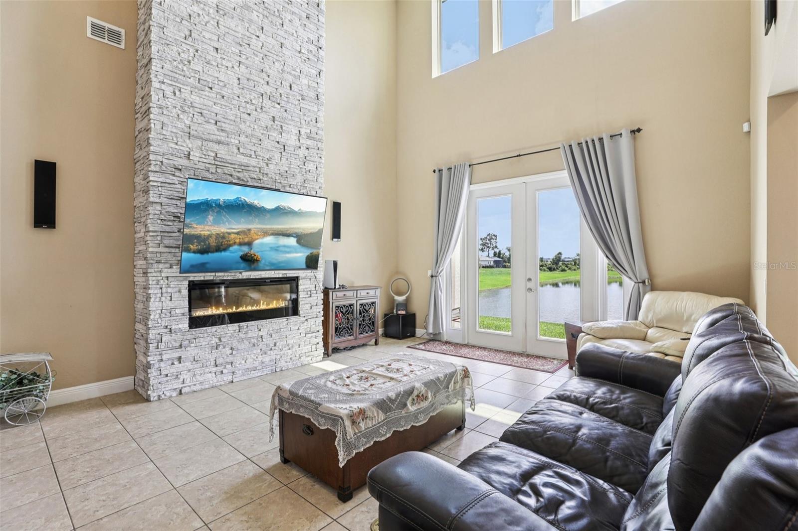 9207 BUSACO PARK WAY