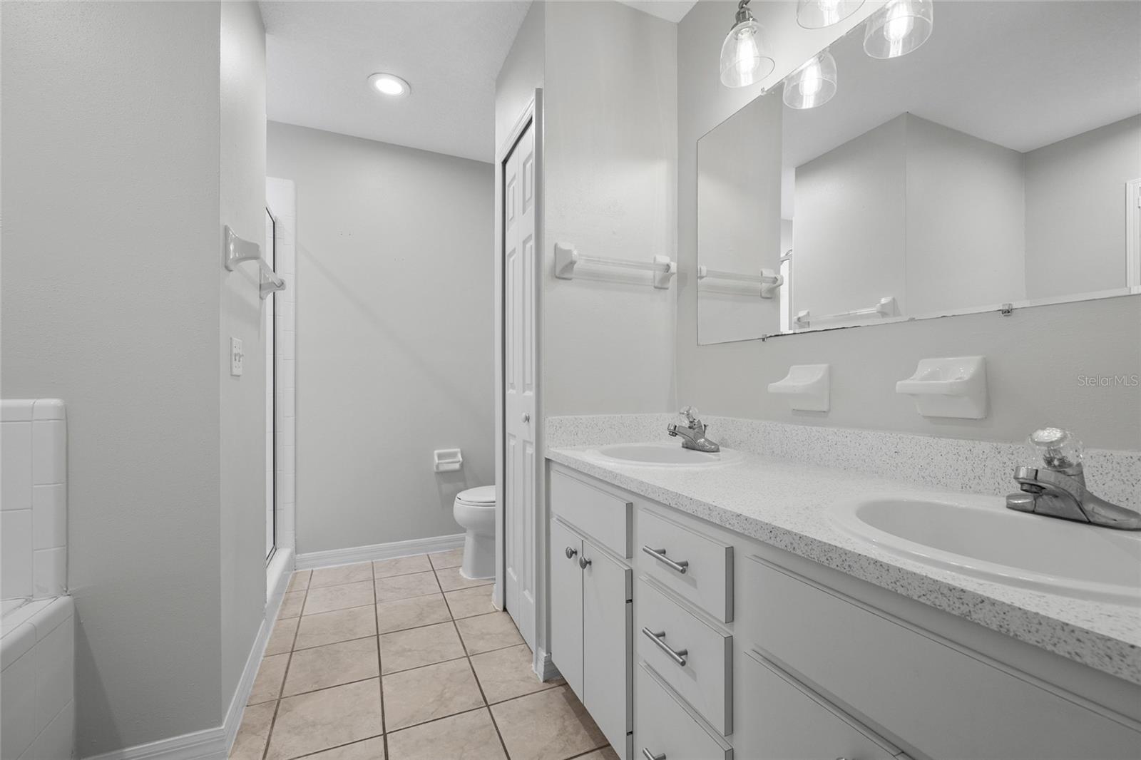 REPLAT OF SYLVANIA TERRACE - Residential