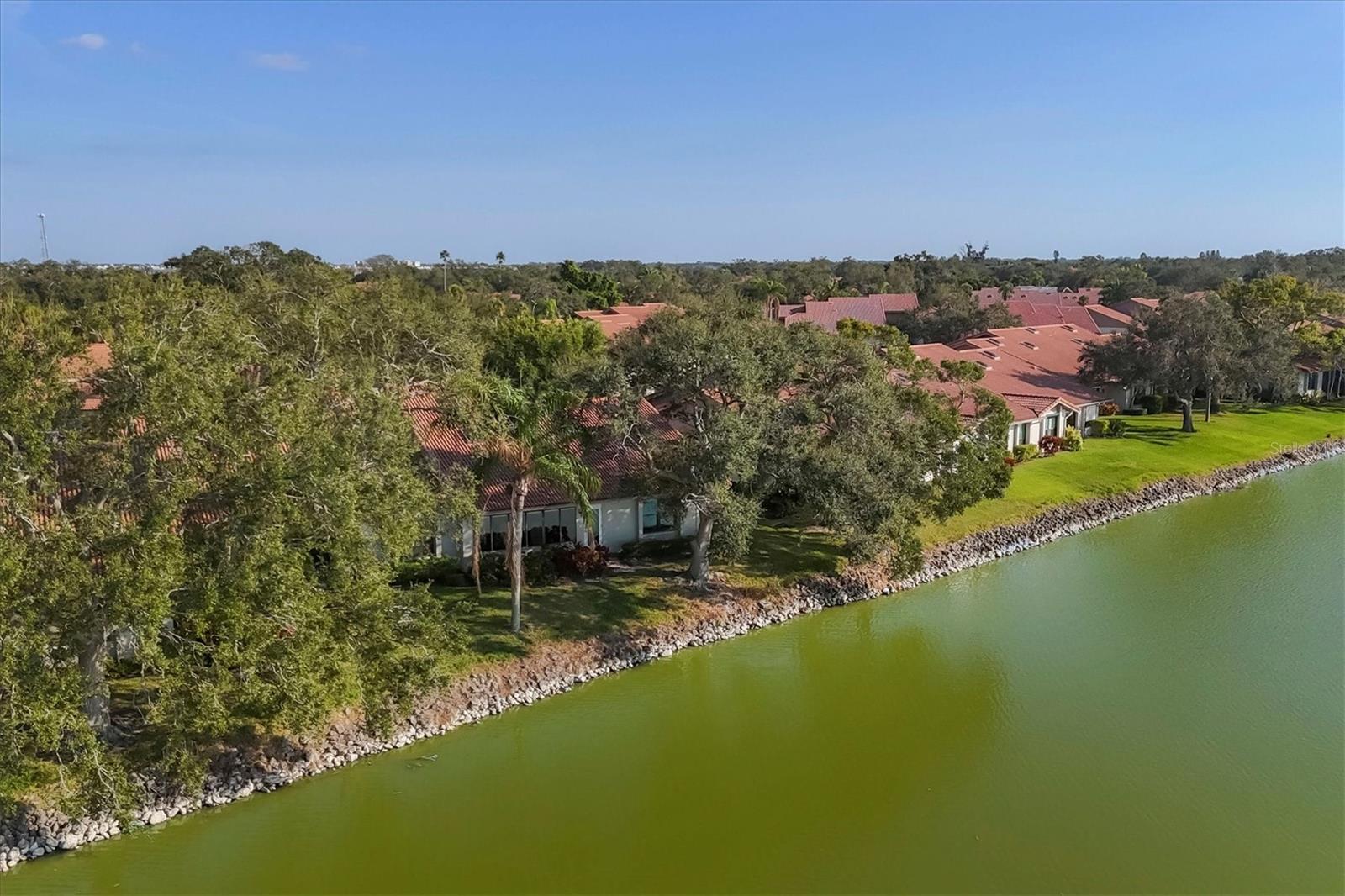 LAKESHORE VILLAGE - Residential