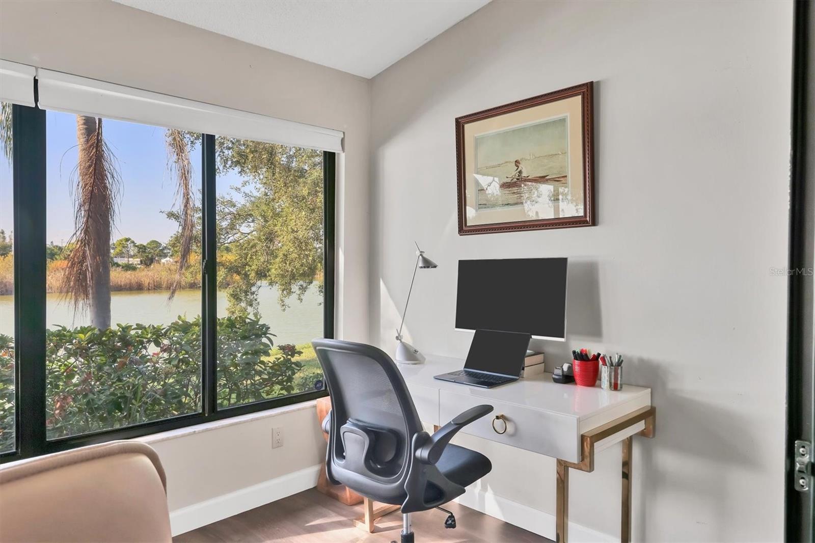 LAKESHORE VILLAGE - Residential