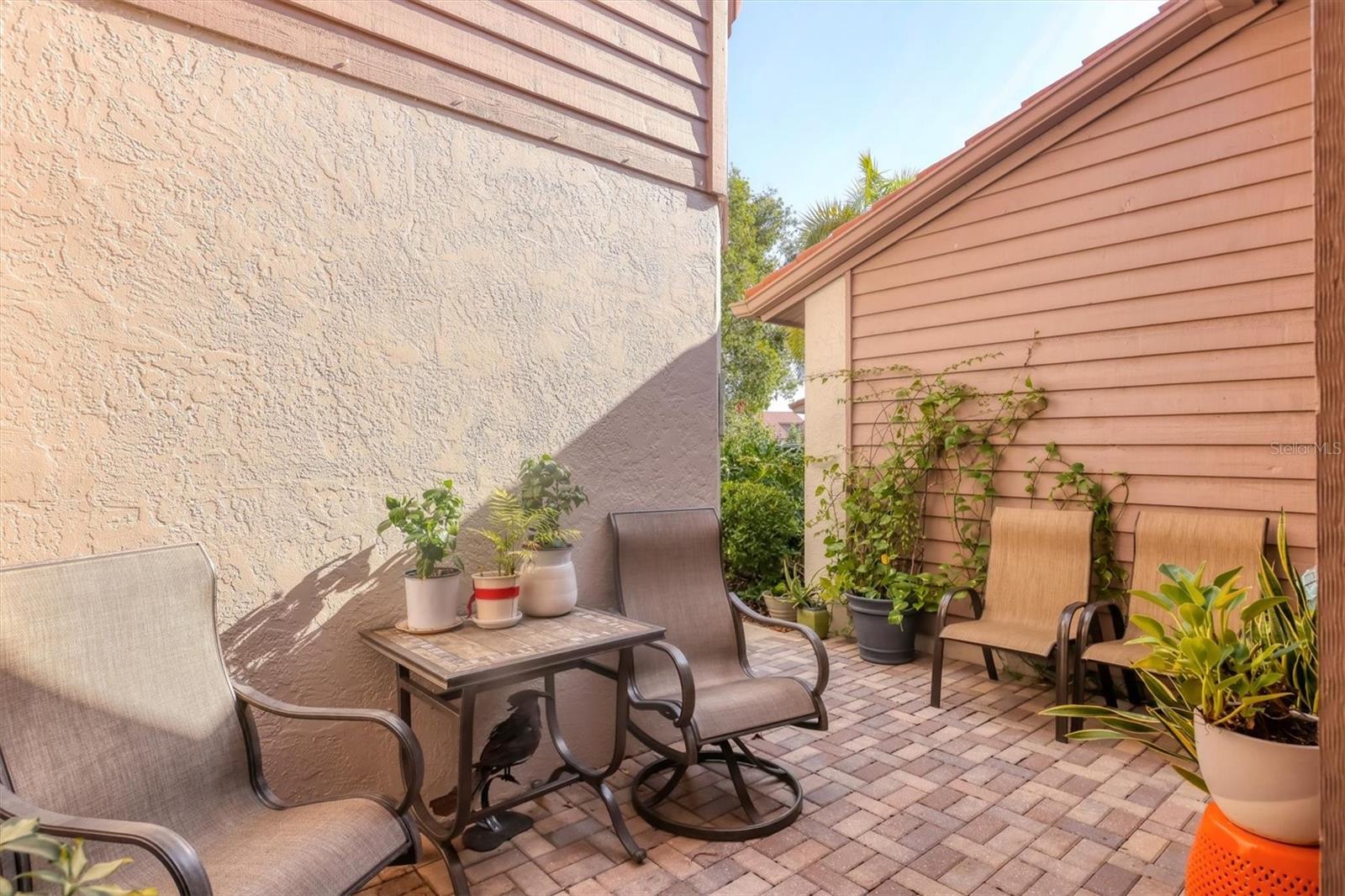 3861 WILSHIRE CIRCLE W 115