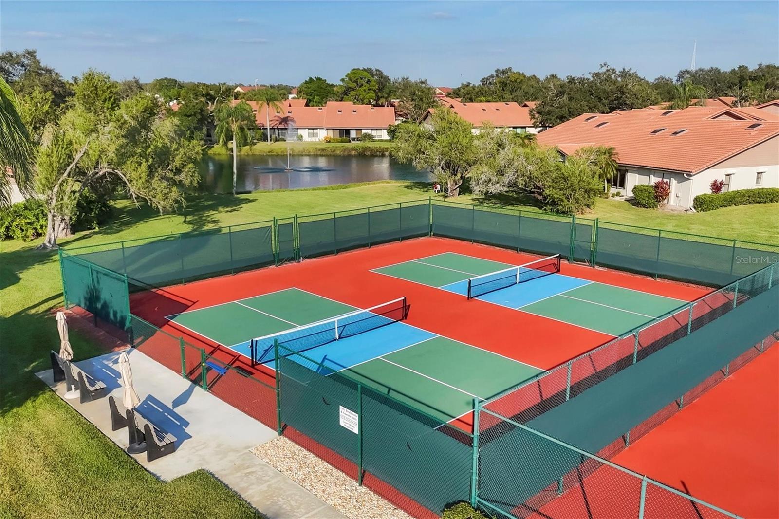 LAKESHORE VILLAGE - Residential