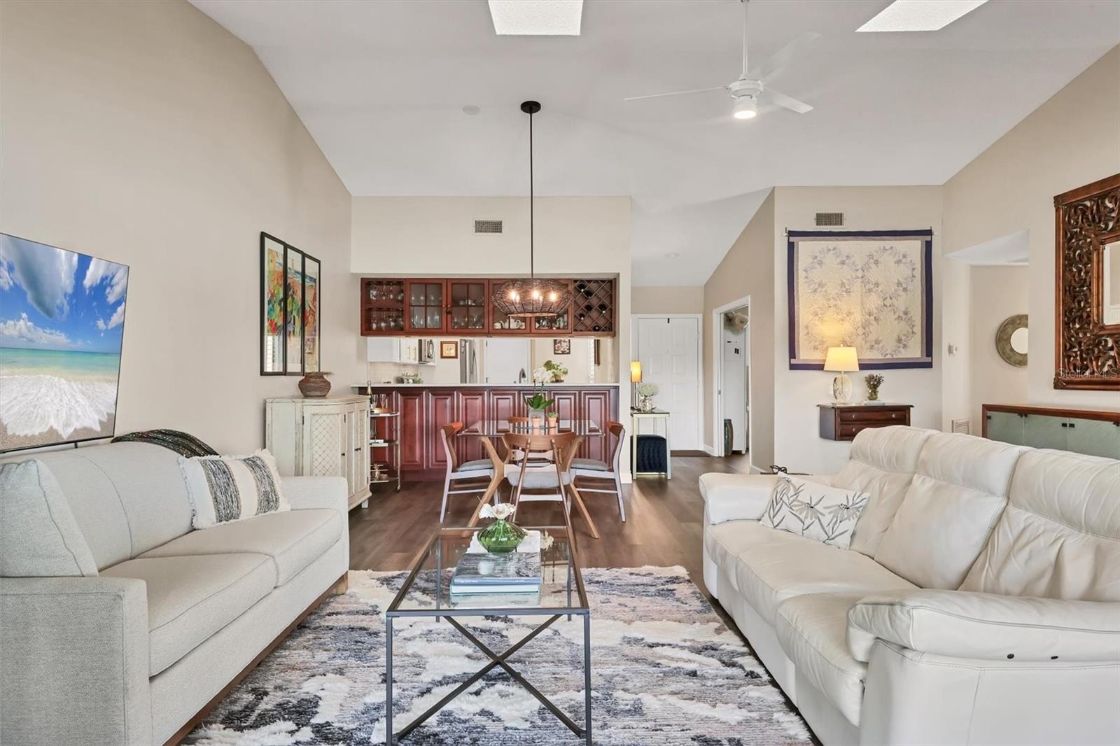 LAKESHORE VILLAGE - Residential