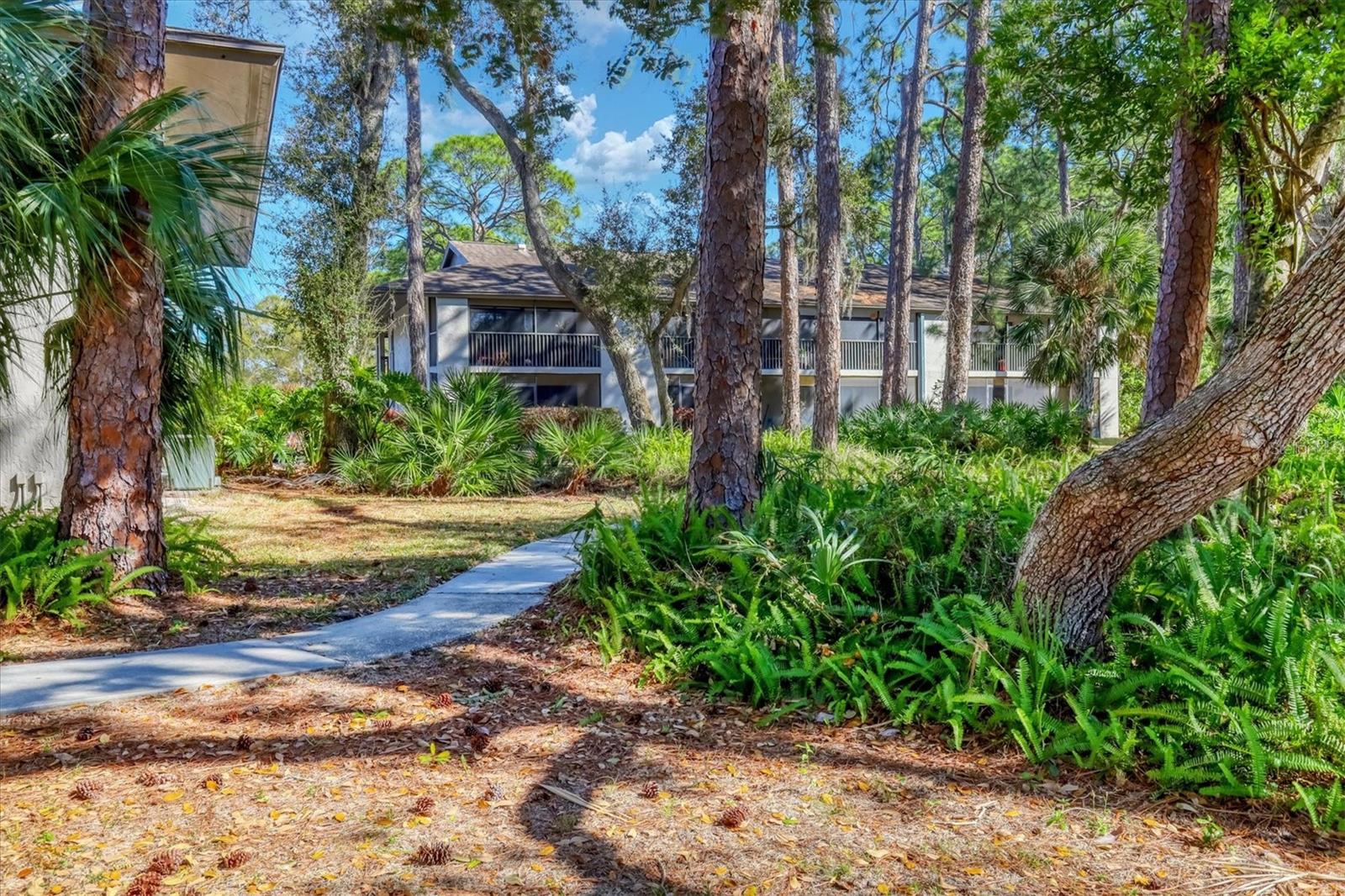 QUAIL HOLLOW - Residential