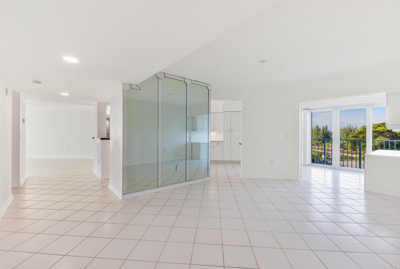 MARINA MANOR BOCA GRANDE - Residential