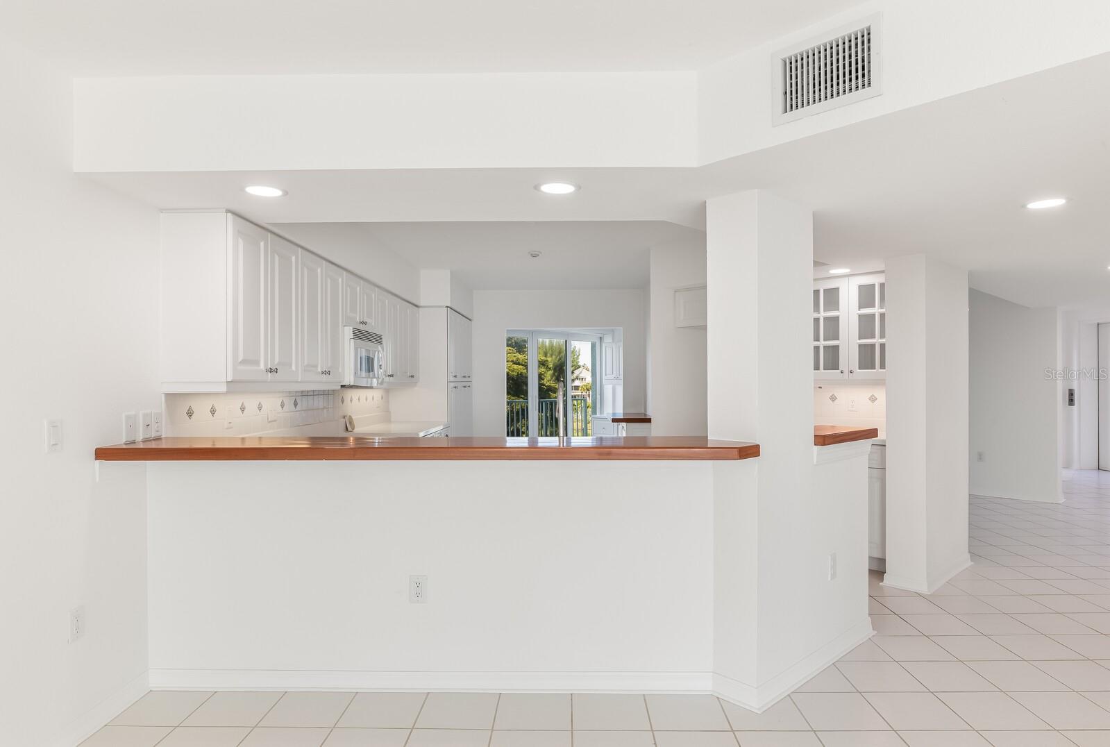 MARINA MANOR BOCA GRANDE - Residential