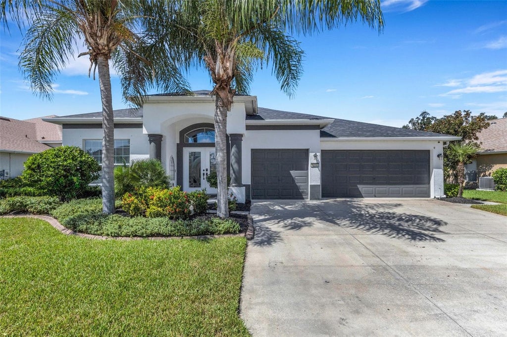 Photo of 5751 99th Avenue Circle E, Parrish, FL 34219 (MLS # A4705101)