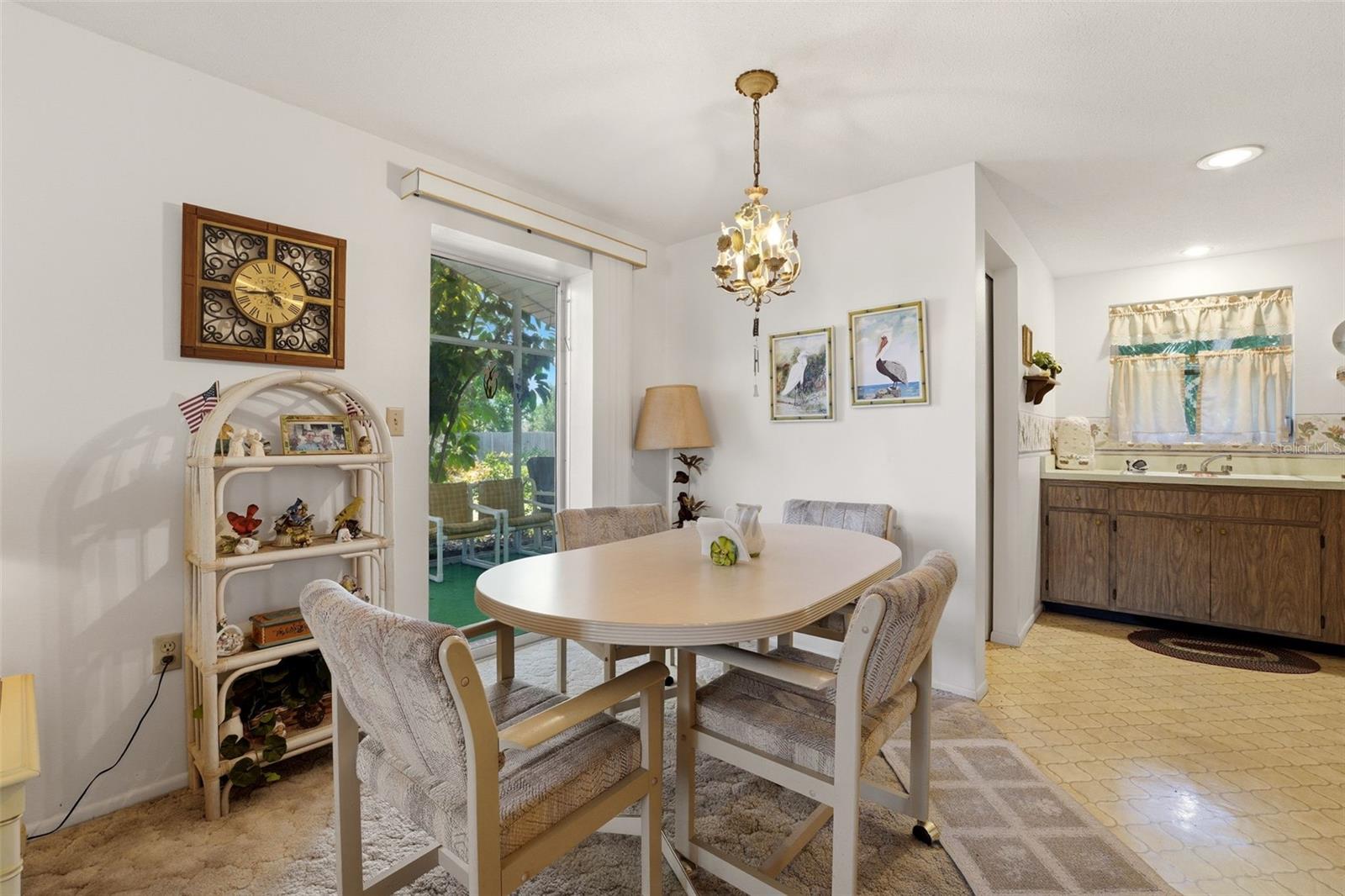SOUTH VENICE - Residential
