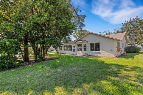 A home in PALM HARBOR