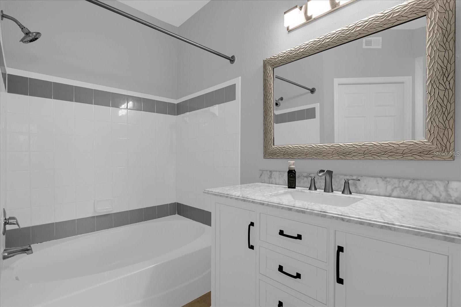 HAMPTONS/METROWEST BLDG 55 - Residential Lease