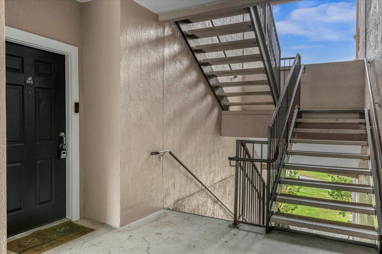 HAMPTONS/METROWEST BLDG 55 - Residential Lease