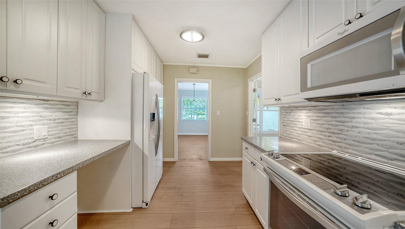 WEST SHORE - Residential