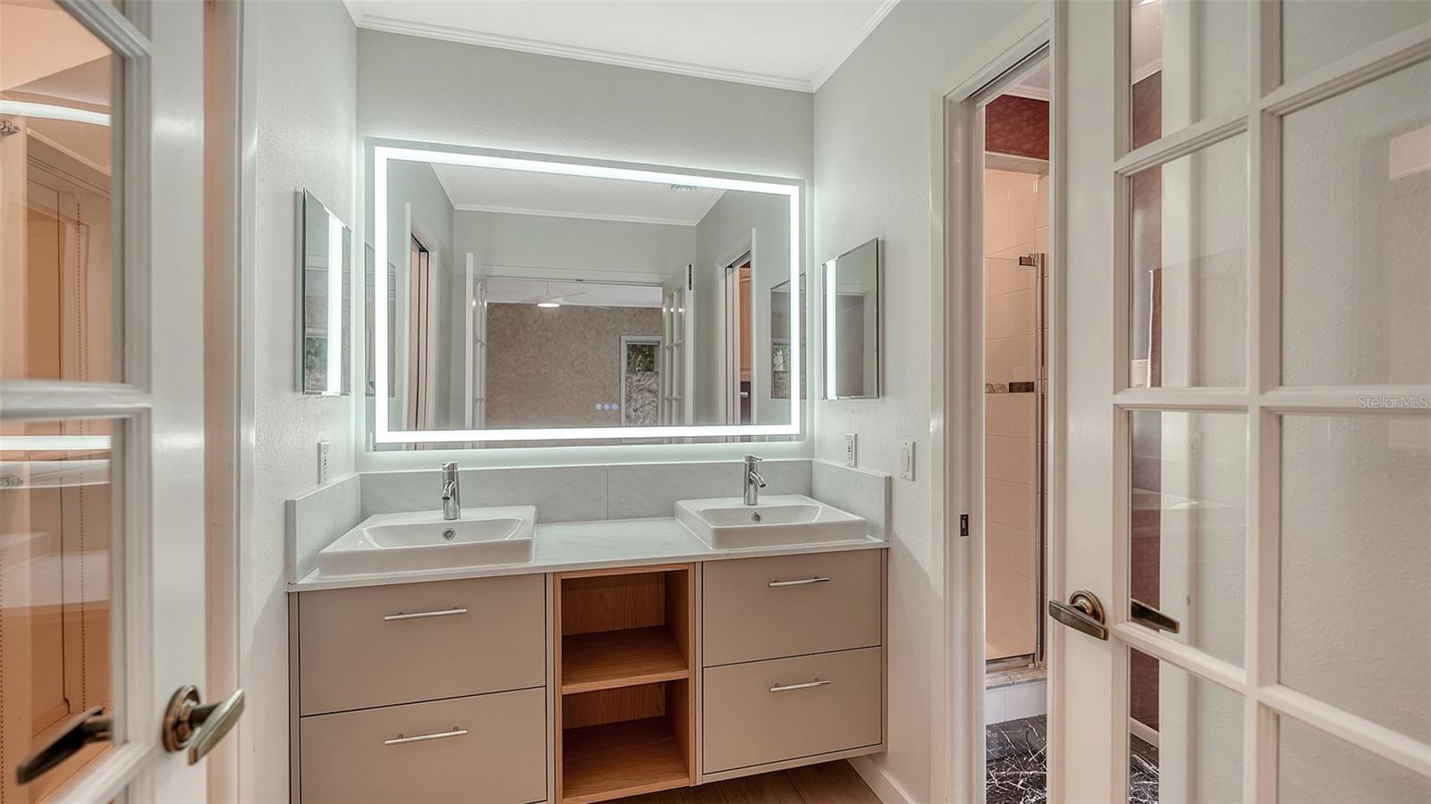 WEST SHORE - Residential