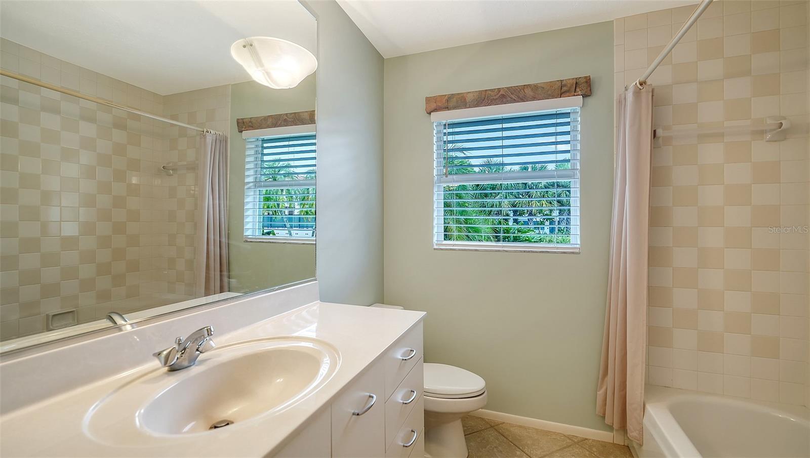 WEST SHORE - Residential