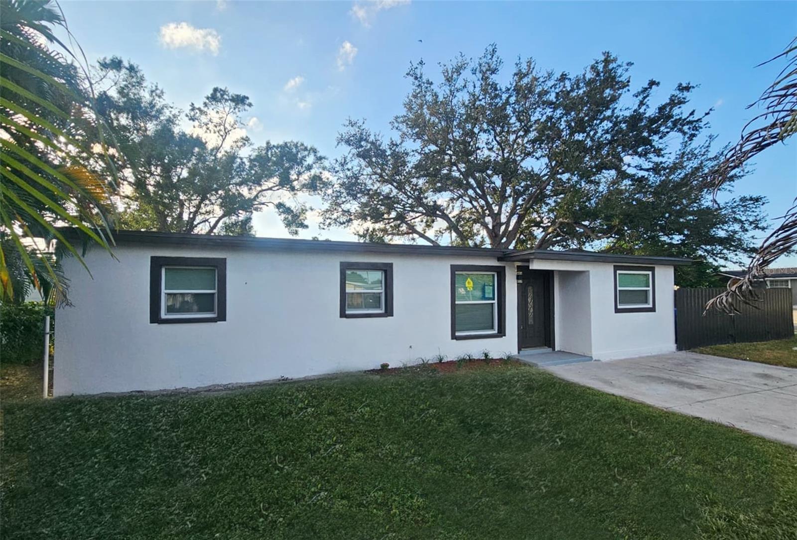 PINE CREST MANOR UNIT 3 - Residential