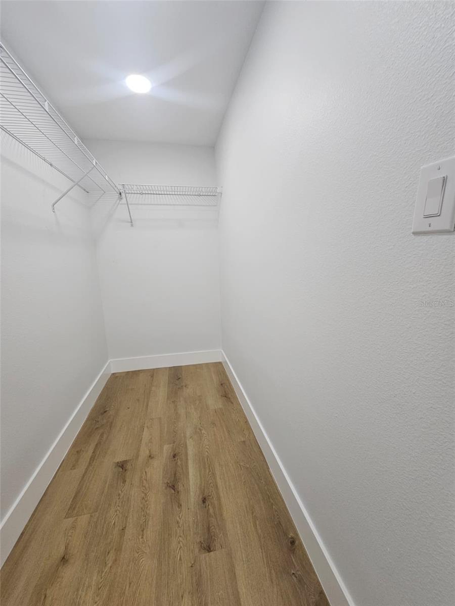 PINE CREST MANOR UNIT 3 - Residential