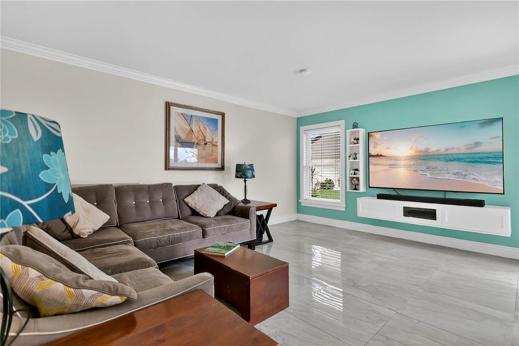 Photo of 543 Hunter Circle, Kissimmee, FL 34758 (MLS # S5132384)