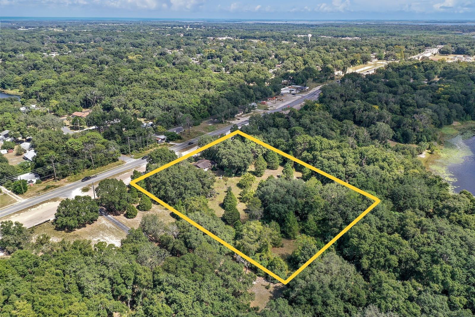 2048 MILLER BOULEVARD