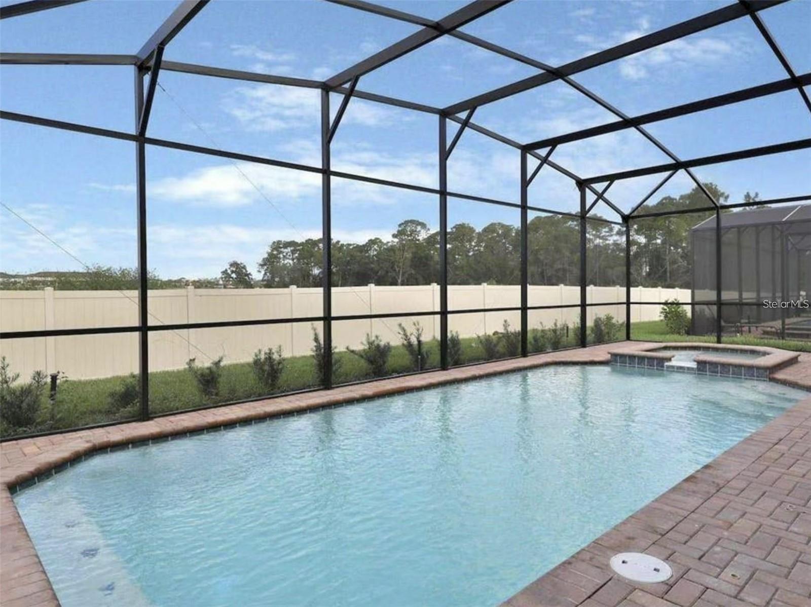 WINDSOR AT WESTSIDE - Residential