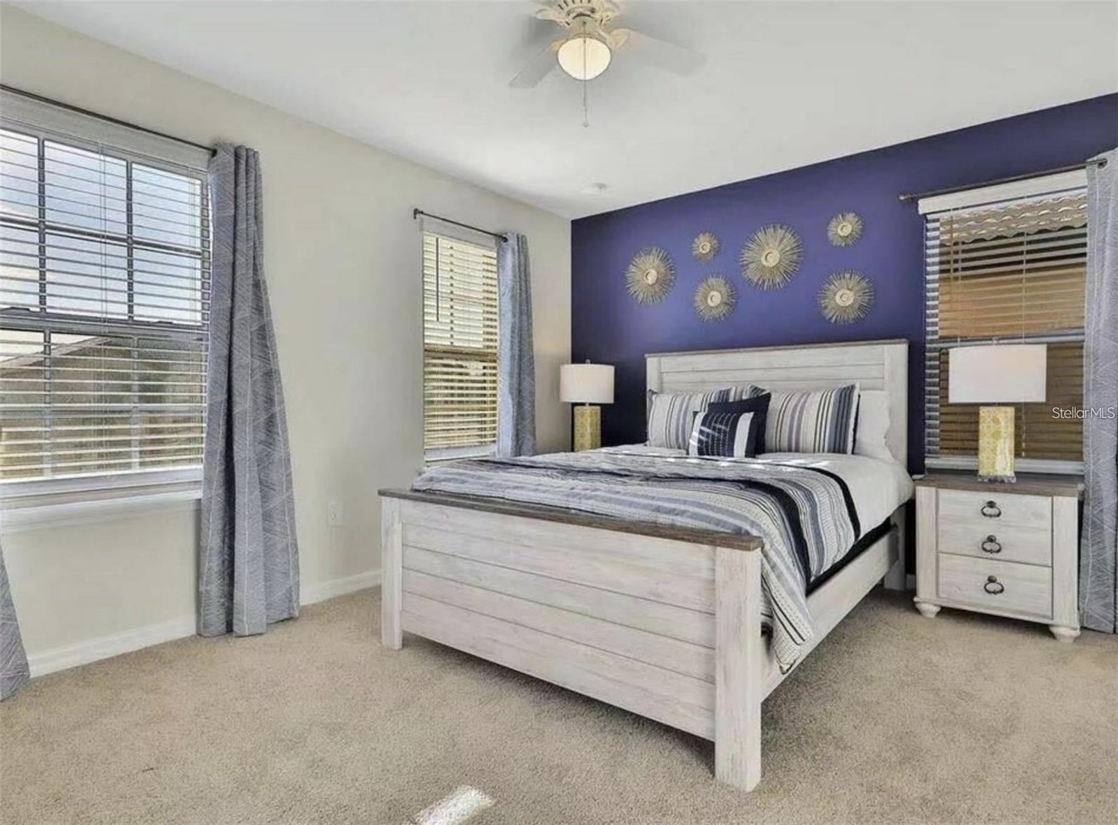 WINDSOR AT WESTSIDE - Residential