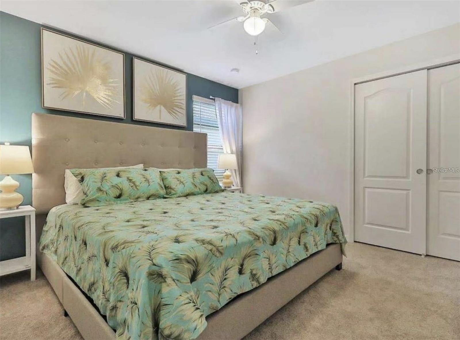 WINDSOR AT WESTSIDE - Residential