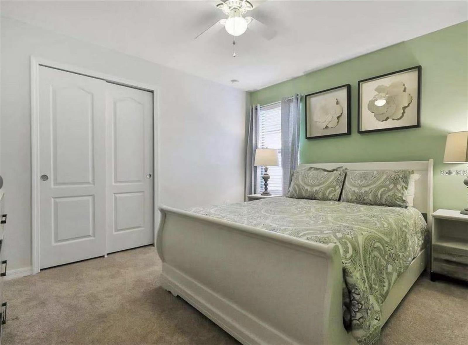 WINDSOR AT WESTSIDE - Residential