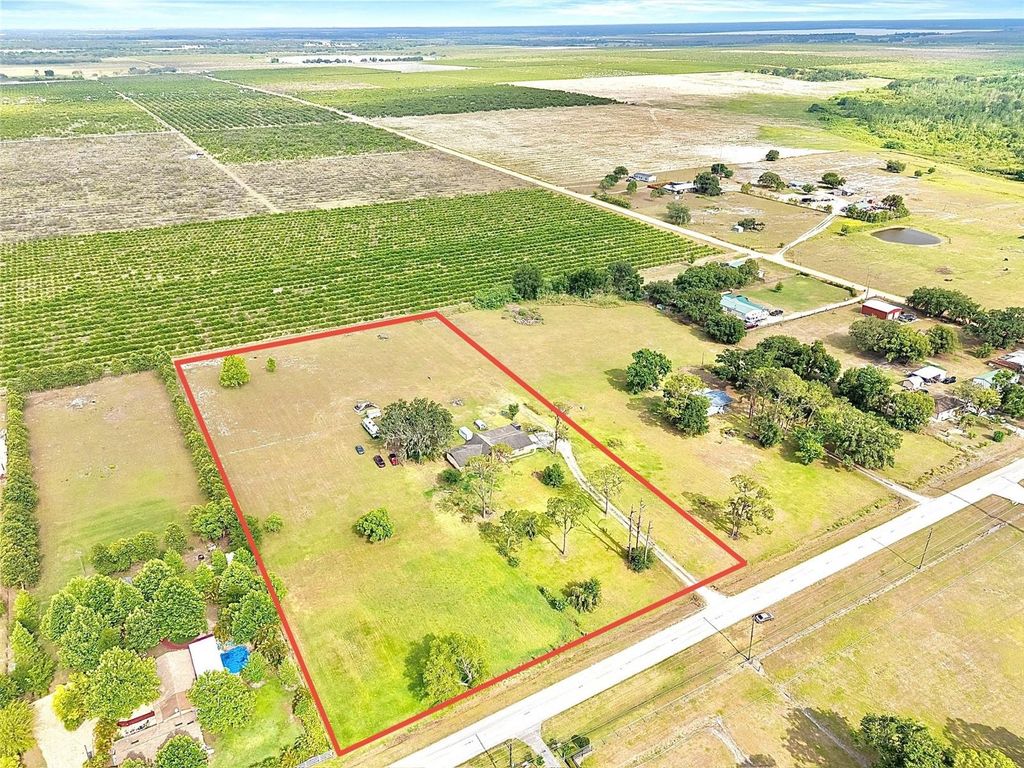 Photo of 2500 Brooke Road, Fort Meade, FL 33841 (MLS # L4952881)