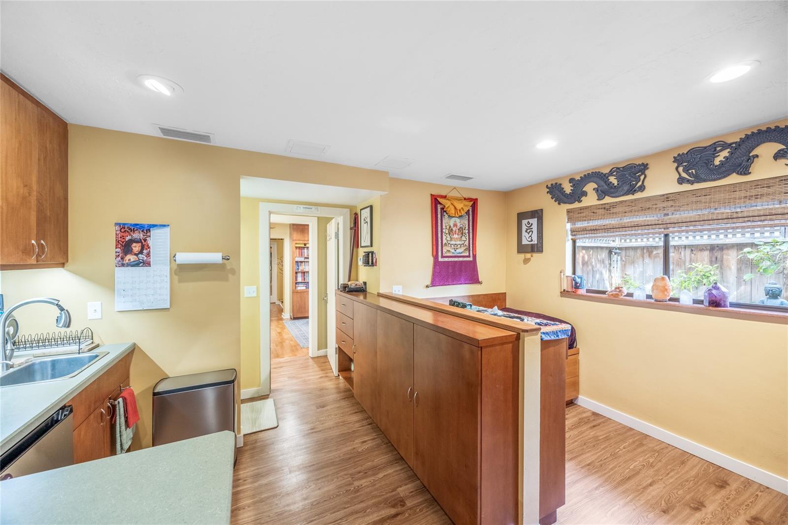 FLORIDA TERRACE - Commercial Sale