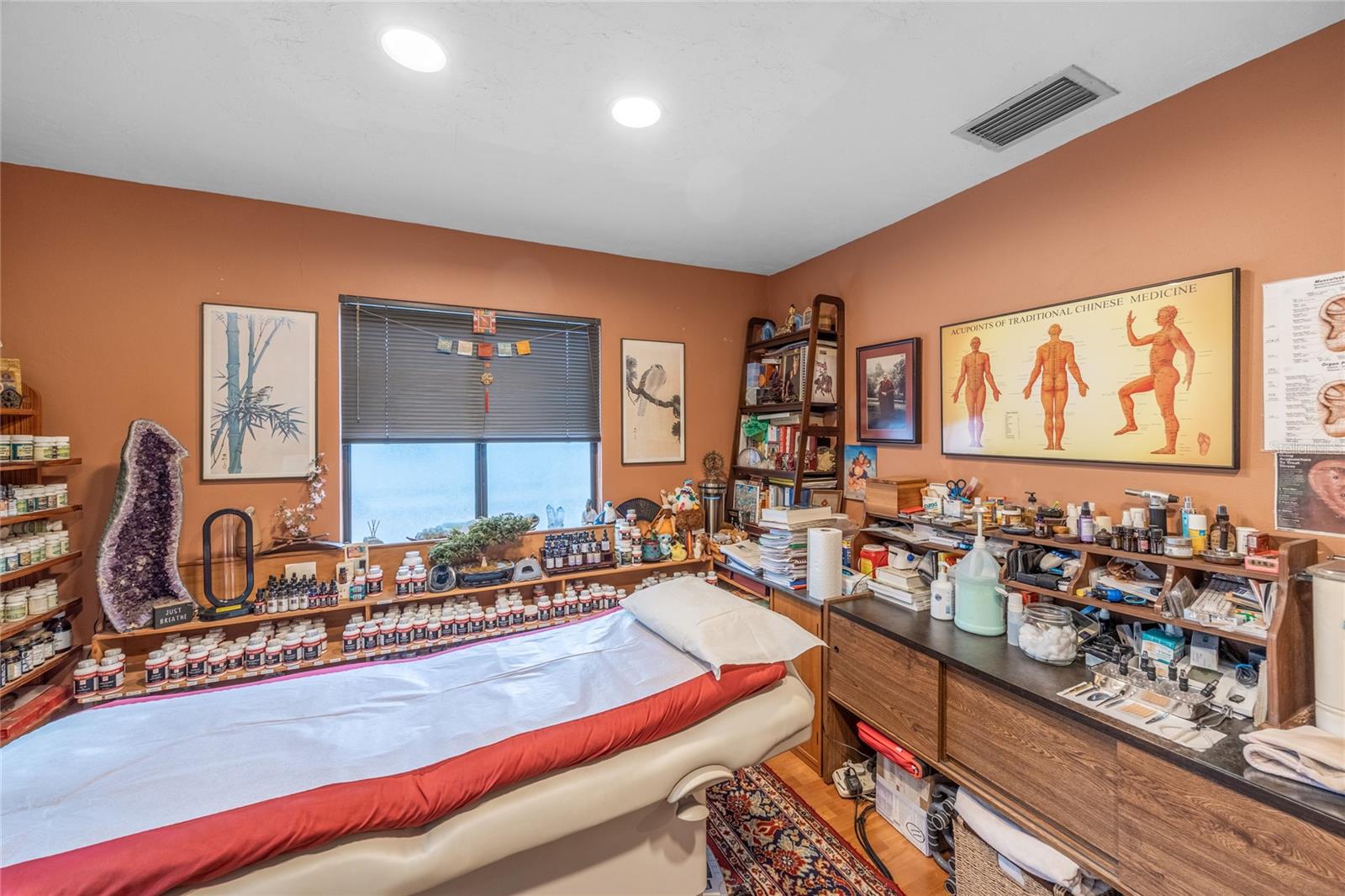 FLORIDA TERRACE - Commercial Sale