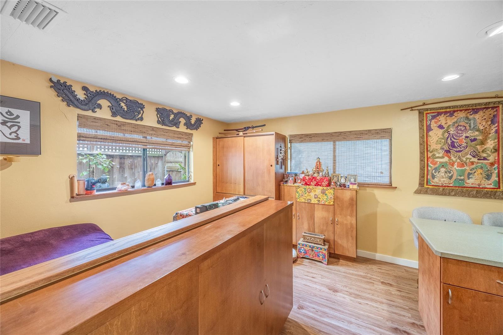 FLORIDA TERRACE - Commercial Sale