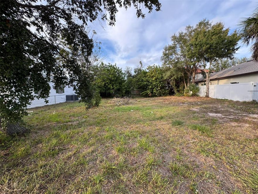 Located in the heart of Pinellas Park, Florida.  This vacant lot has huge potential to build your dream single family home!

5 minutes away from major grocery stores (Walmart, Target, Aldi, etc.), 15 minutes away from Tampa International Airport, and approximately 20 minutes away from major beaches (St. Pete Beach, Sunset Beach, etc.) and the vibrant nightlife of downtown St. Petersburg.
