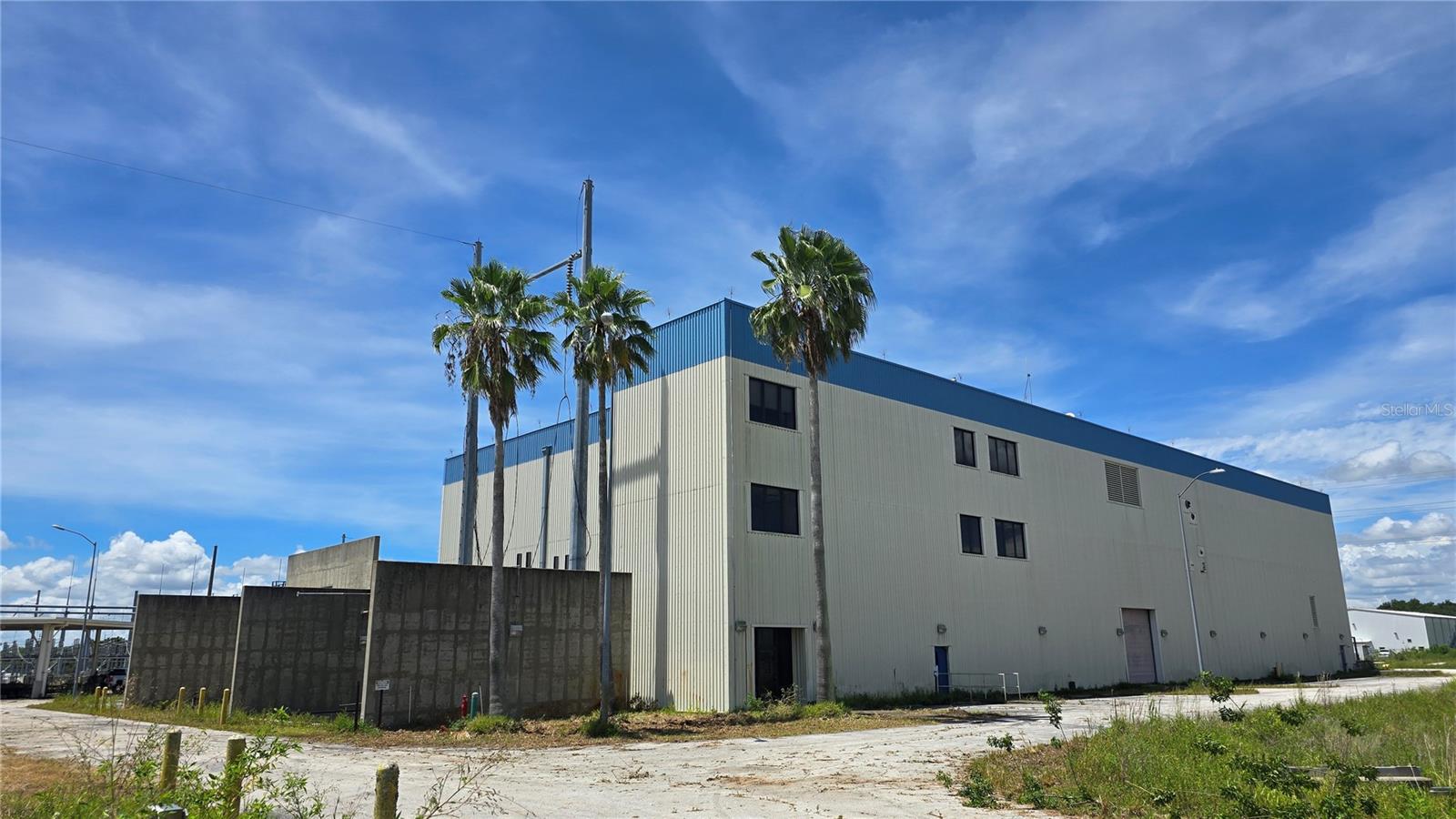 ACREAGE - Commercial Sale