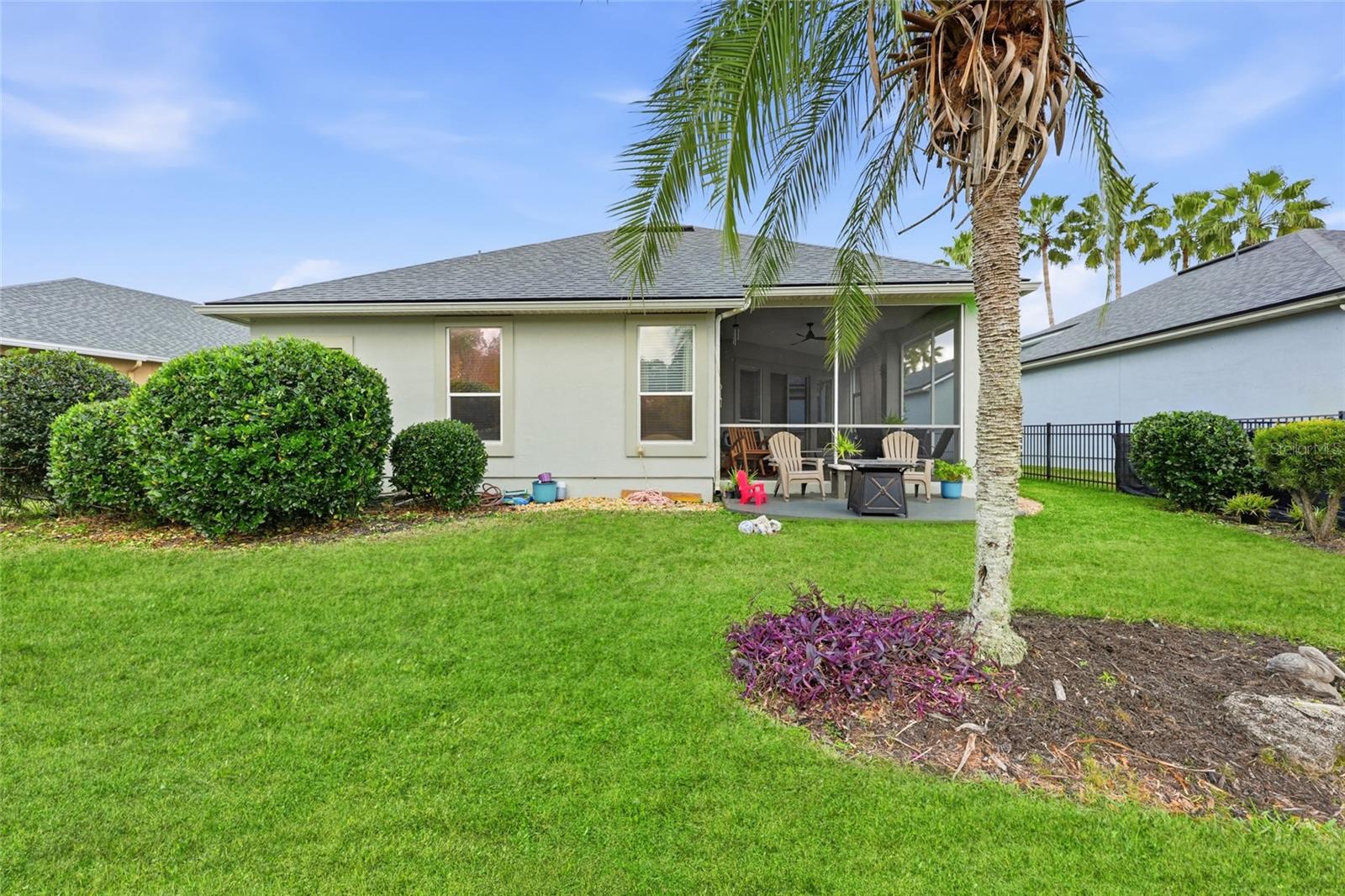 1404 STOCKBRIDGE LANE