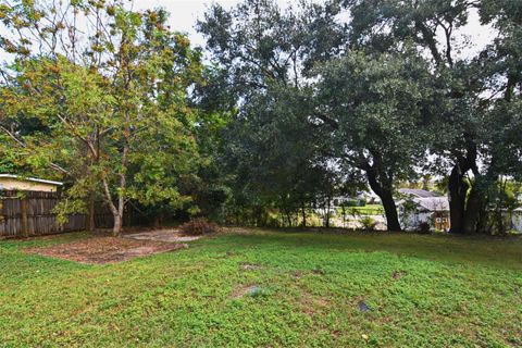 A home in APOPKA